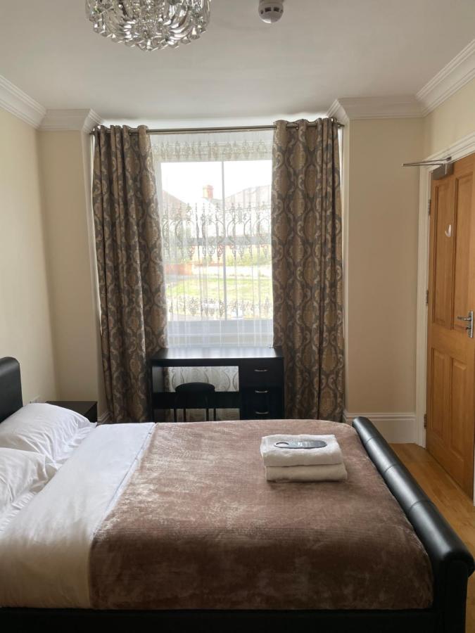 The White Lodge Hotel ヘレフォード エクステリア 写真